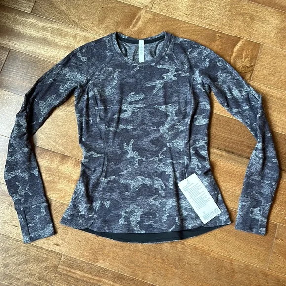 Lululemon Runderful Long Sleeve, size 8, gray camouflage - Picture 1 of 3